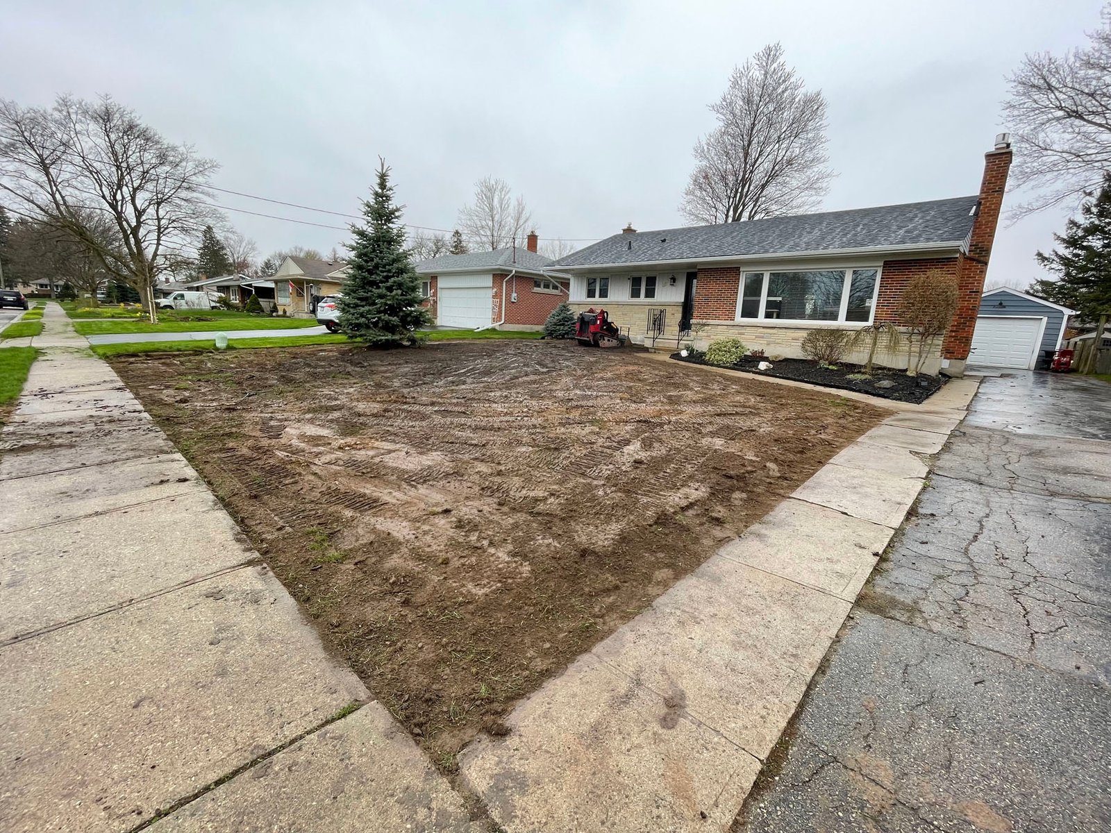Complete Old Lawn Tear-Out & Disposal in Cambridge